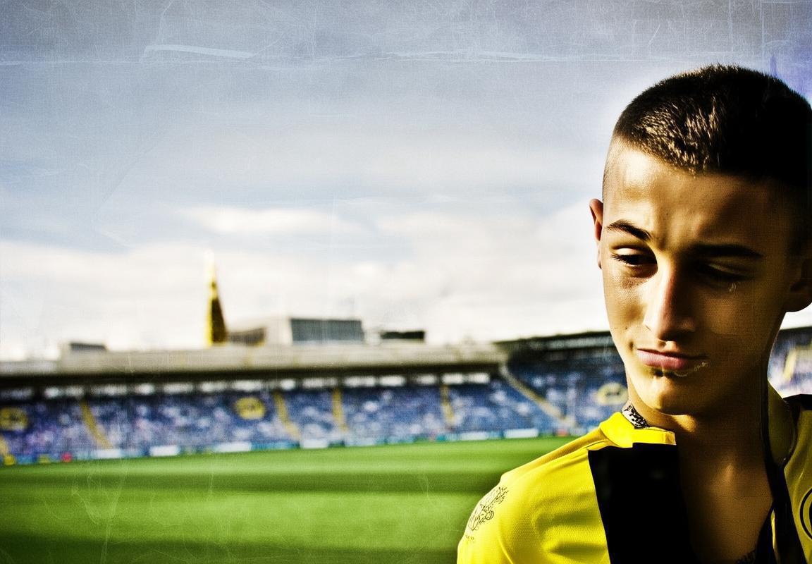 贝林厄姆：从青训营到国家队，足球天才的蜕变之路(图2)