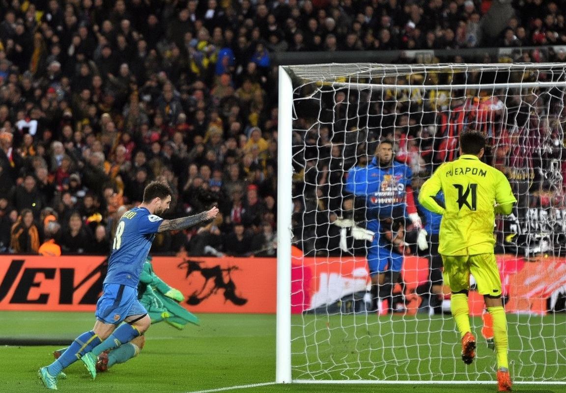 巴塞罗那VS瓦伦西亚：激情碰撞，教练战术对决亮点回顾(图2)